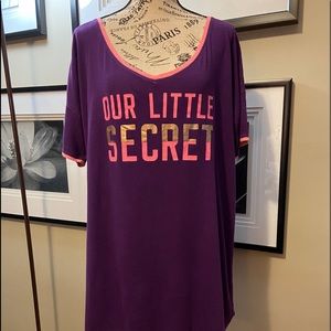 Victoria’s Secret Lightweight VNeck Nightshirt L/G